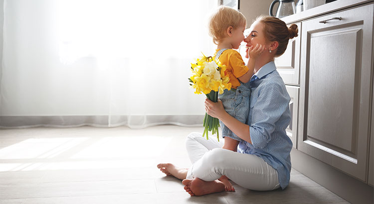 4 Reasons to Buy a Home in the Spring | MyKCM